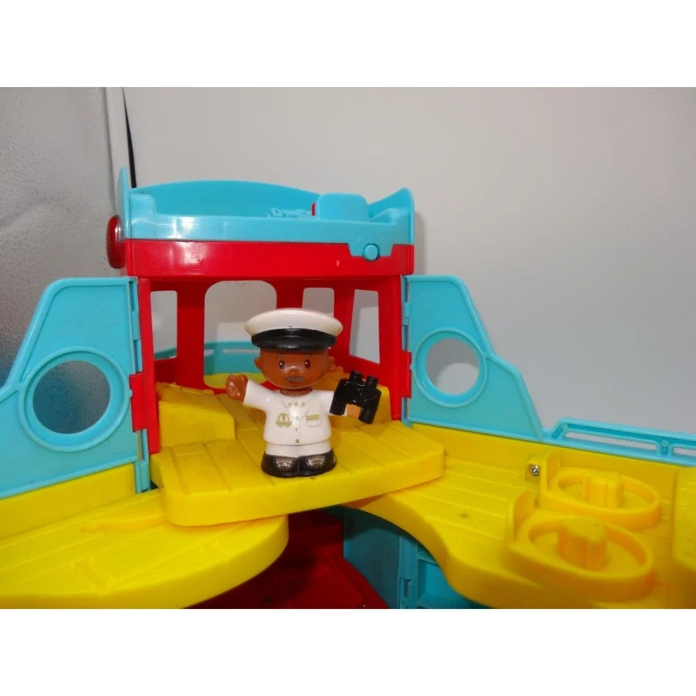 Fisher-Price‎ Little People Everyday Adventures Airport & Travel Friend Ship Set
